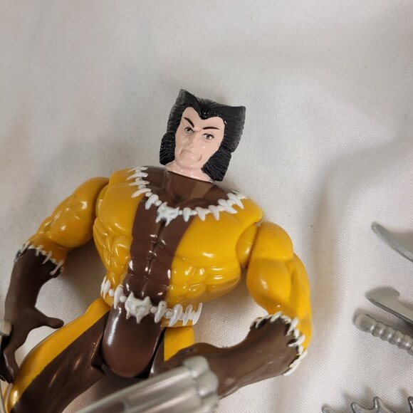 Wolverine Fang Action Figure Mutant Genesis Series 1995 Toy Biz 5" Complete - Picture 2 of 8